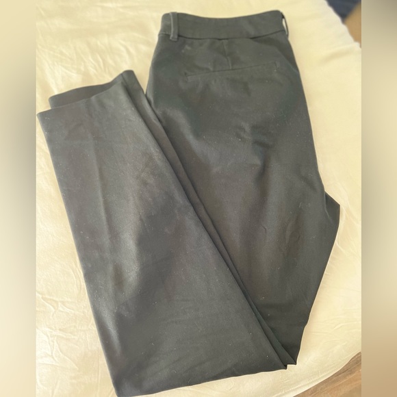 Old navy black pixie cut, high rise dress pants - Picture 1 of 4